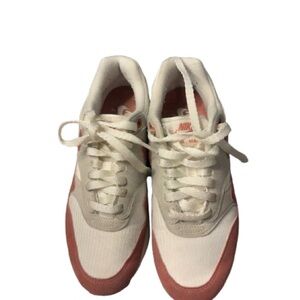 Nike AirMax
Women’s, kids and tween. Cream and Pink Coral Salmon Casual Shoes
